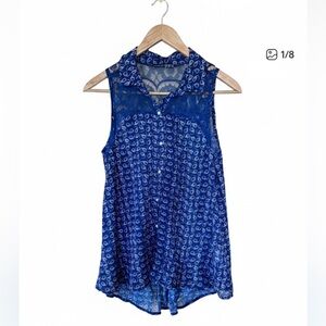 Navy Blue Sleeveless Lace Yoke Floral Blouse Women’s Medium